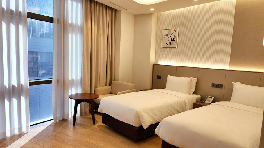 Bedroom 15