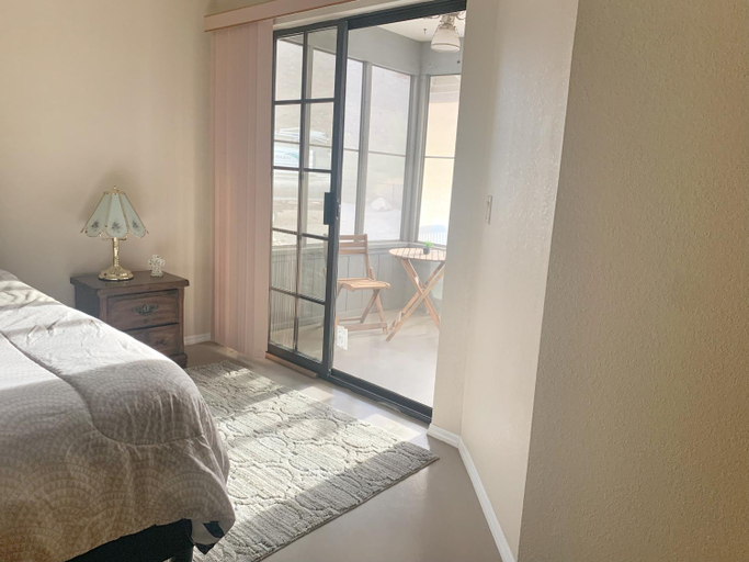 Bedroom 2, Desert Backdrop with Firepit Pets and Nature Access, Mohave