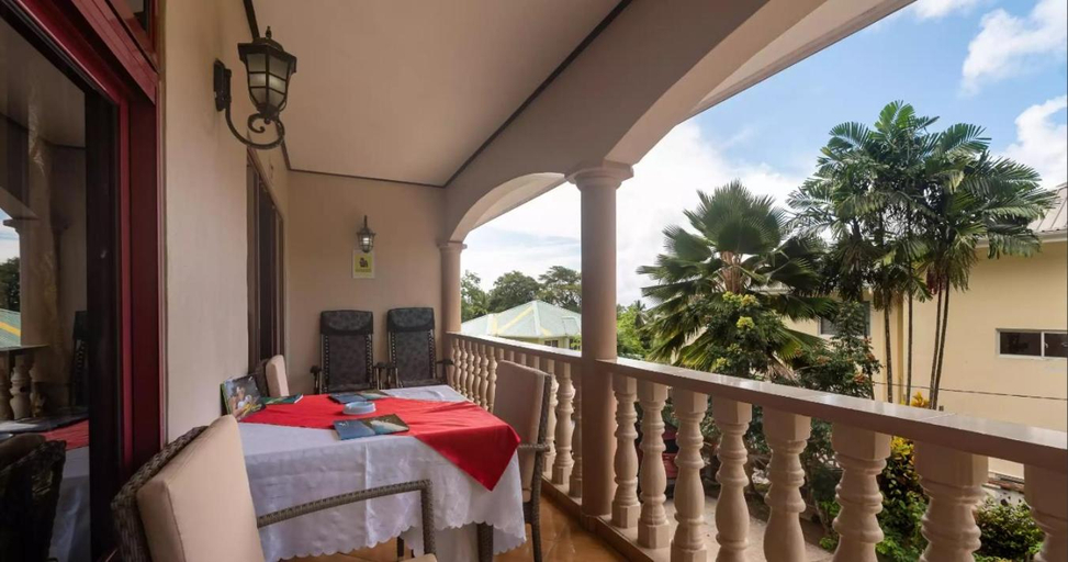 Others 4, Two Bedroom Apartment - Chez Benoit self catering