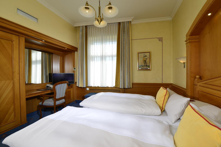 Bedroom 10