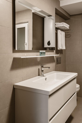 Bathroom 5, The Sliema Suites