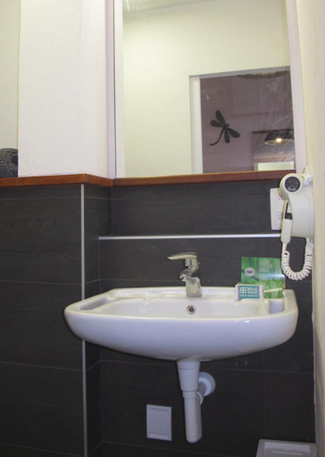 Bathroom, Stone Station, Liège