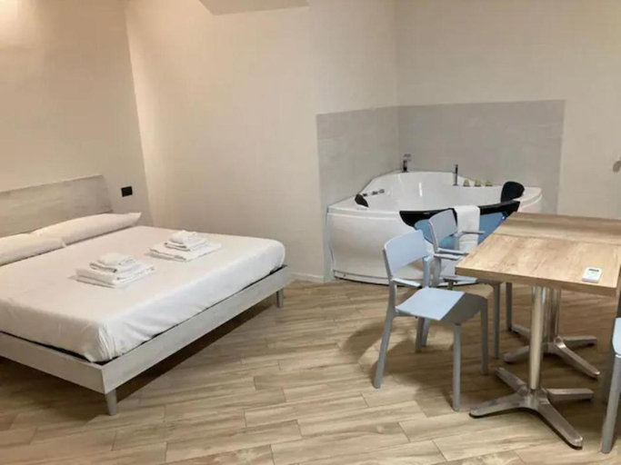 Bedroom 16