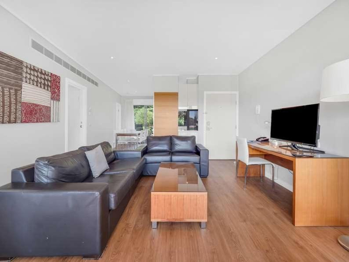 Others 5, Stunning resort apartment in San Remo, Bass Coast Bal