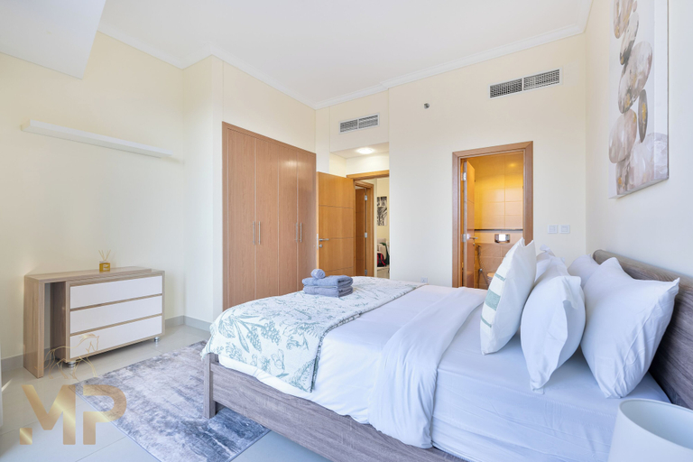 Bedroom, Beautiful flat in Dubai Downtown, Dubai