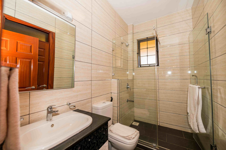 Bathroom, Chasewood Park Apartments, Dagoretti North