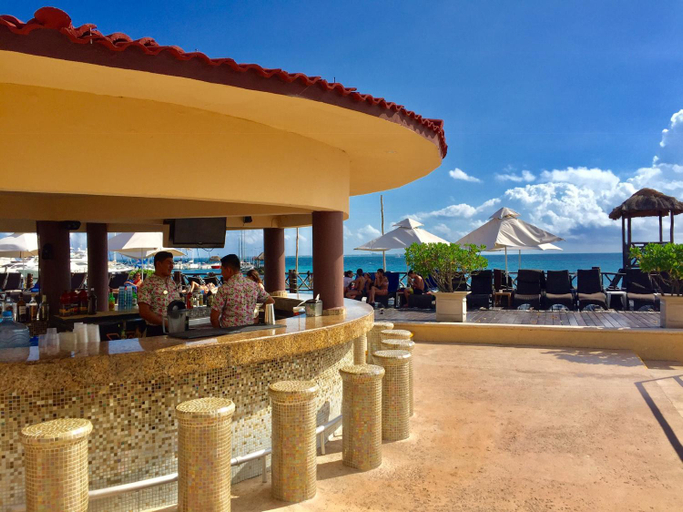 Food & Drinks 5, Caribbean apartment, Isla Mujeres