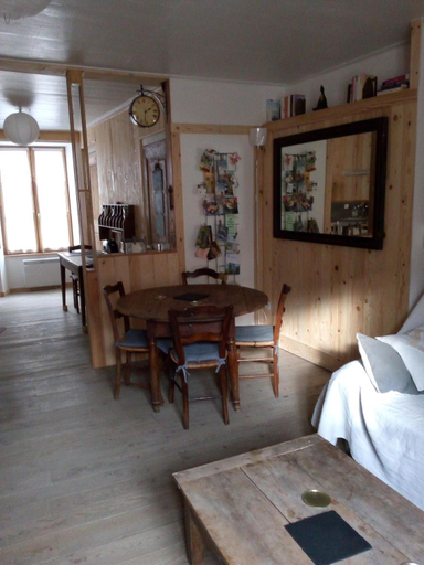 Others 5, Au 17, Cantal