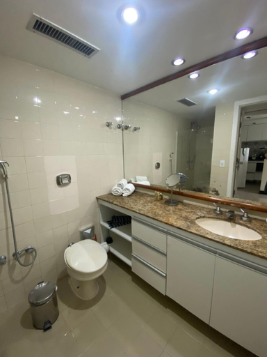 Bathroom 4, Ondina Apart Hotel Residences, Salvador
