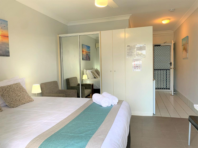Bedroom 30