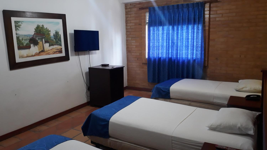 Others 4, Hotel Castillo Real, Armenia