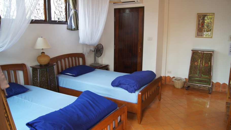 Bedroom 8