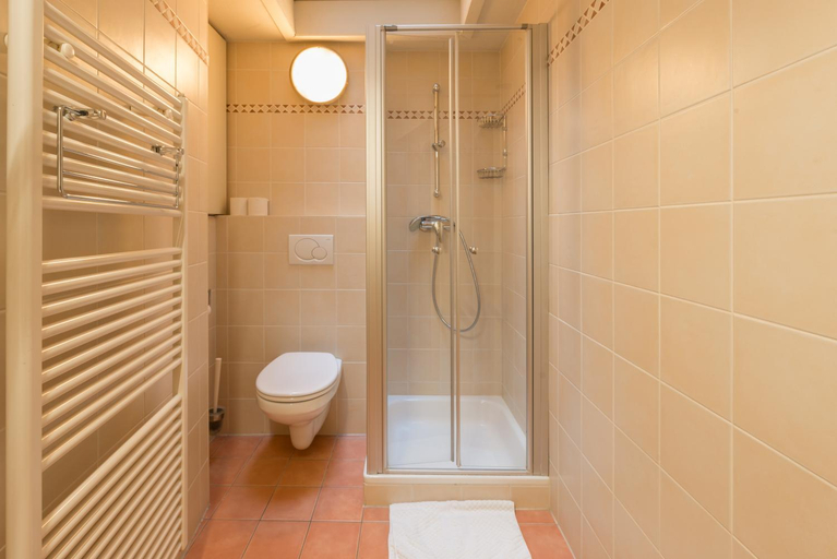 Bathroom 3, City Flats by Lybeer Hotel Group, West-Vlaanderen