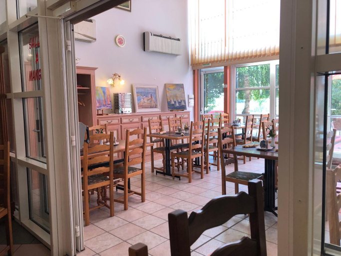 Food & Drinks 5, Logis Hotel Restaurant Saint Augustin, Moselle