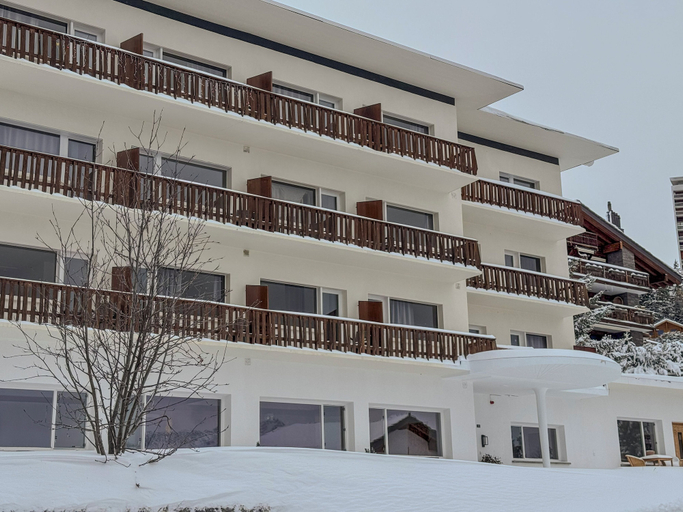 Exterior & Views 1, Crans Montana Suites, Sierre