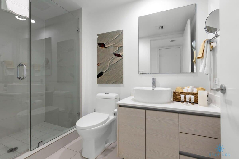 Bathroom 4, Infinite View |Balcony| Gym + Amazing Pool, Broward