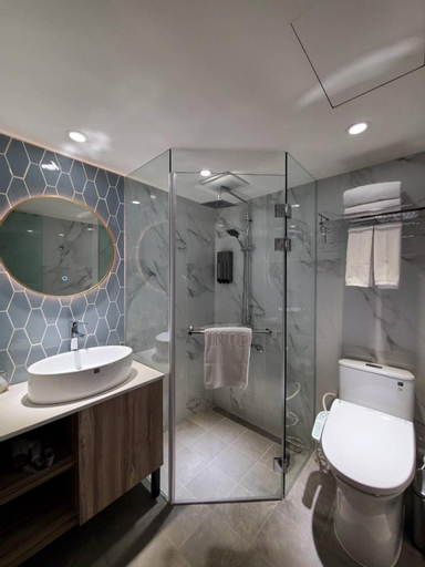 Bathroom 5