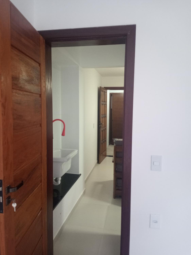 Others 2, Casas Bergamo, Cairu