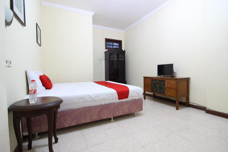 Bedroom 6