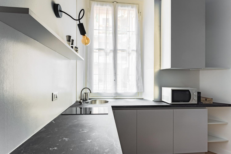 Others 5, Milanofierapartments: Correggio suite, Milano