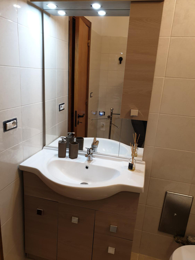 Others 4, 'novecento bed & breakfast, Bari