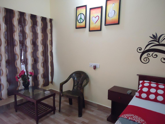 Bedroom 2, Silver Moon Guest House, Kancheepuram