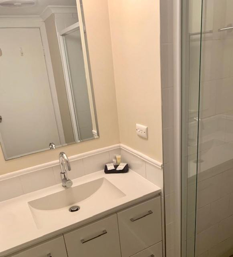 Bathroom 3, Montville Holiday Apartments, Maroochy