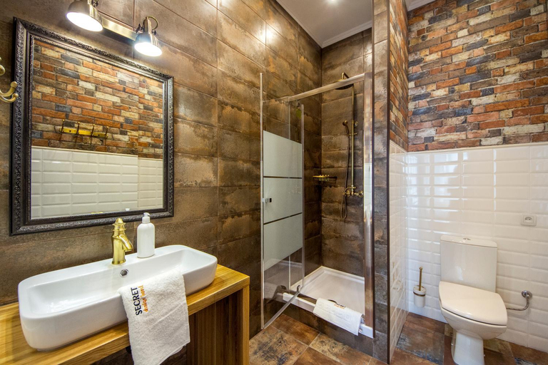 Others 3, Loft Design Apartments near Maidan, Shevchenkivs'kyi