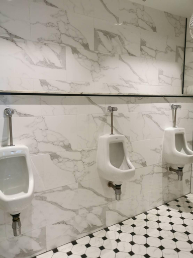 Bathroom 10