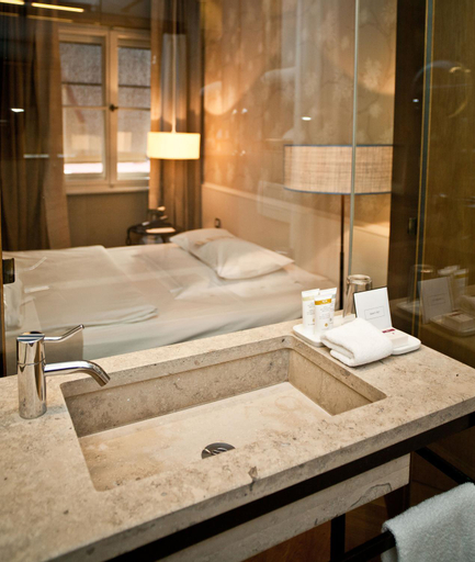 Bathroom 4