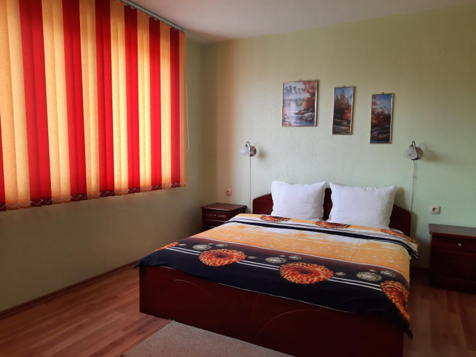 Others 2, Motel Elegance, Sandanski