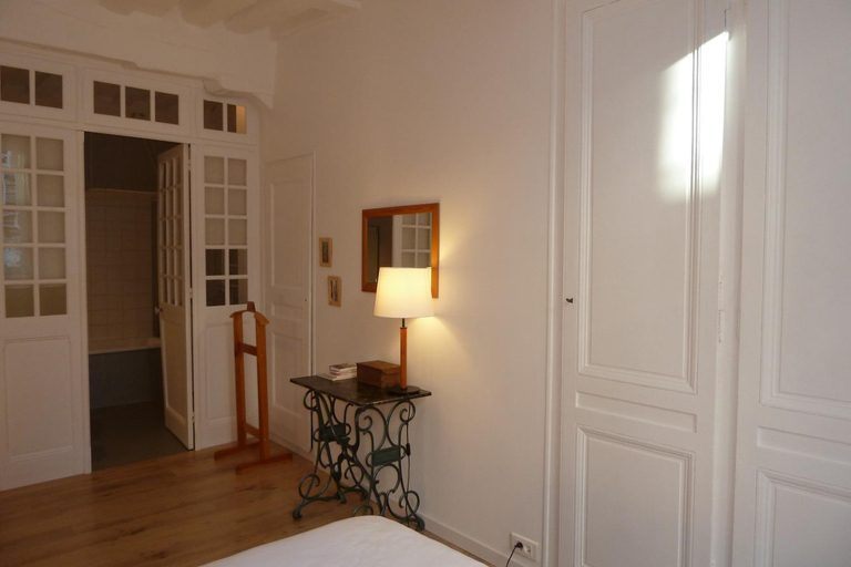 Others 5, Une Chambre Dans L'atelier De R, Seine-Maritime