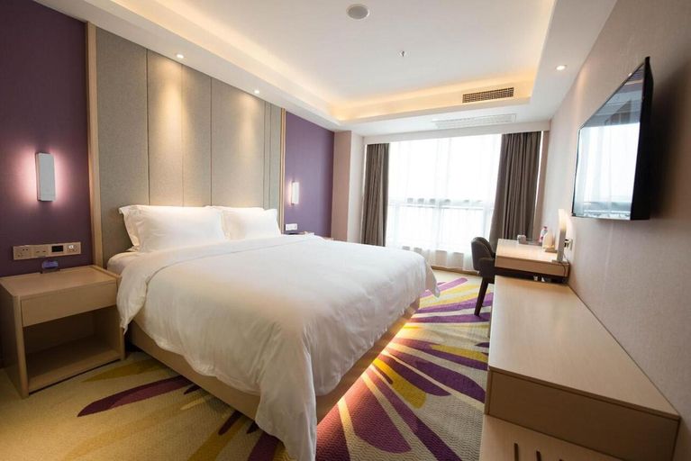 Bedroom 2, Lavande Hotel Luzhou BBQ new World , Luzhou