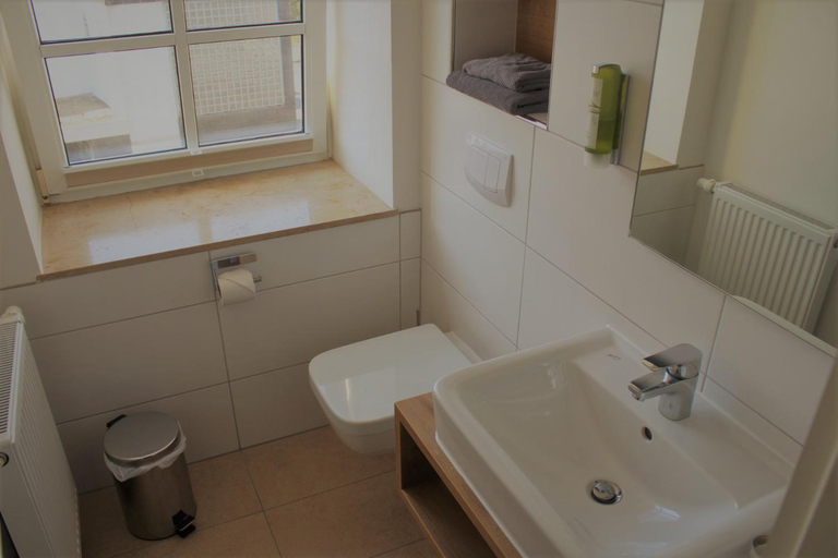 Bathroom 3, Hotel Eifelbrau, Eifelkreis Bitburg-Prüm