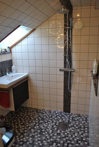 Shower, Villa Berkle, Stockholm
