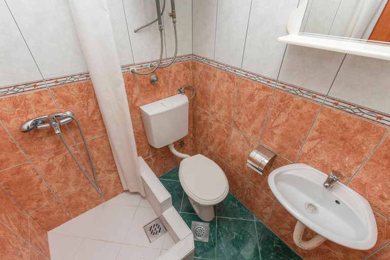 Bathroom 3, Apartments Kujacic, Konavle