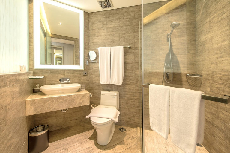Bathroom 8