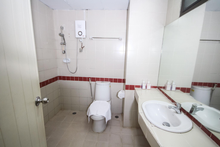 Bathroom 3