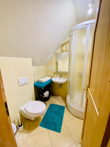 Shower 4, Agroturystyka „Na Polomiu”, Cieszyn