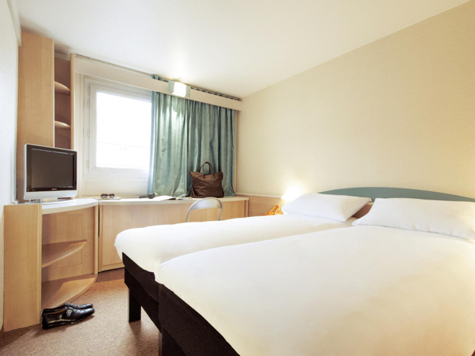 Bedroom 9