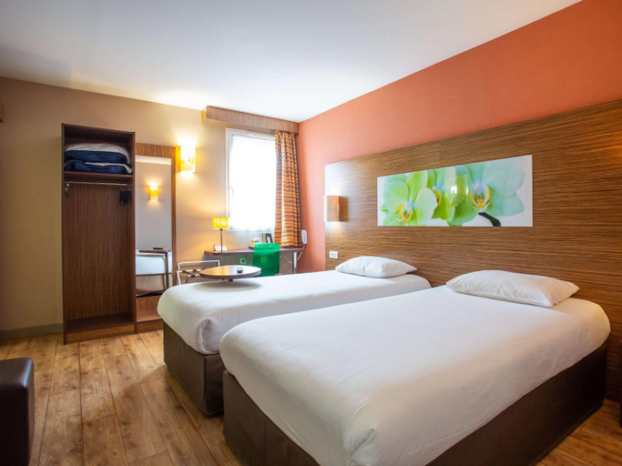 Bedroom 10