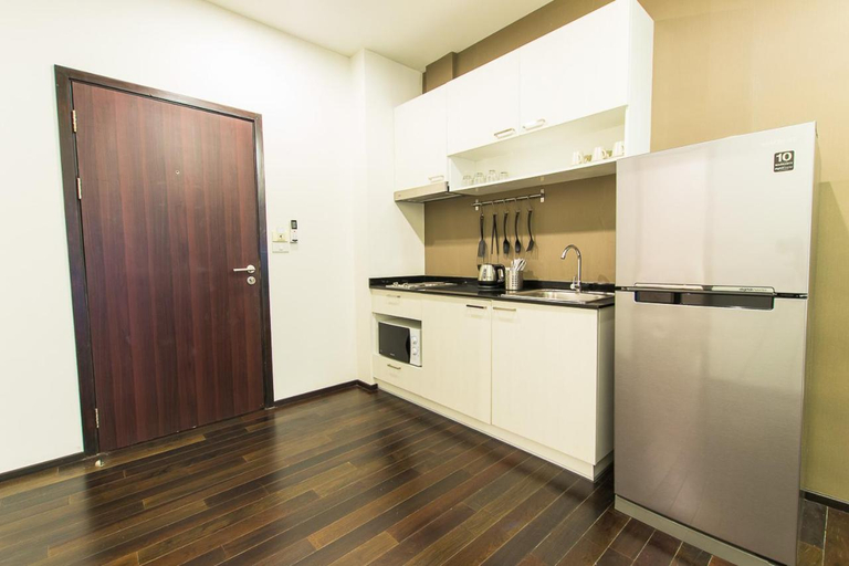 Dining Room 16