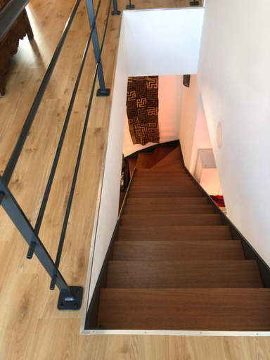 Others 5, CHAMBRES chez l'habitant Cordoba et Lhassa, Gironde