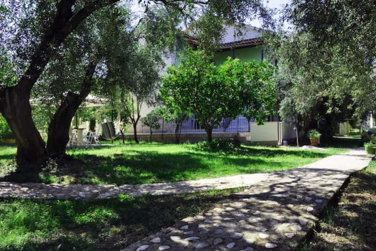 Others 3, Green House!!!, Ionian Islands