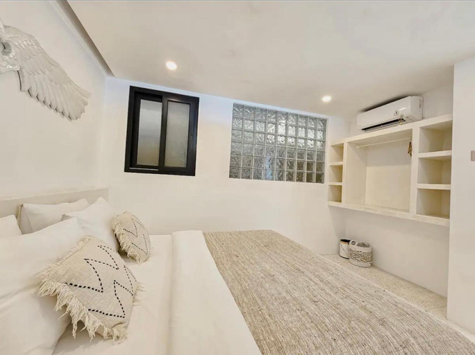 Bedroom 1, Infinity Bingin - Boutique Beachfront Family Suite, Badung
