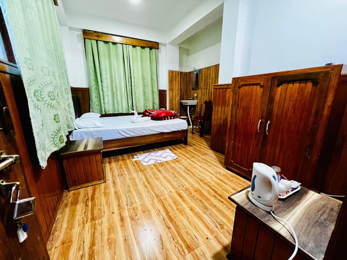 Bedroom 3, HOTEL TASHI GYAL TSEN, West Sikkim