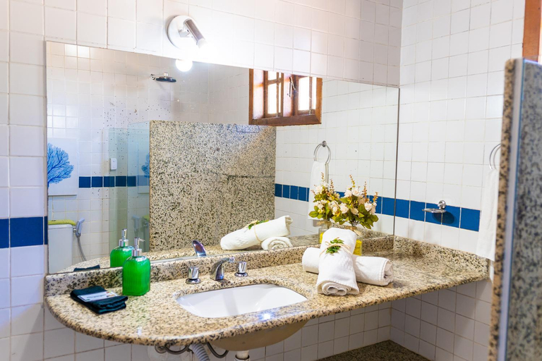 Bathroom, Cantinho da Ferradura, Armação dos Búzios