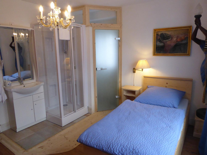 Bedroom 7