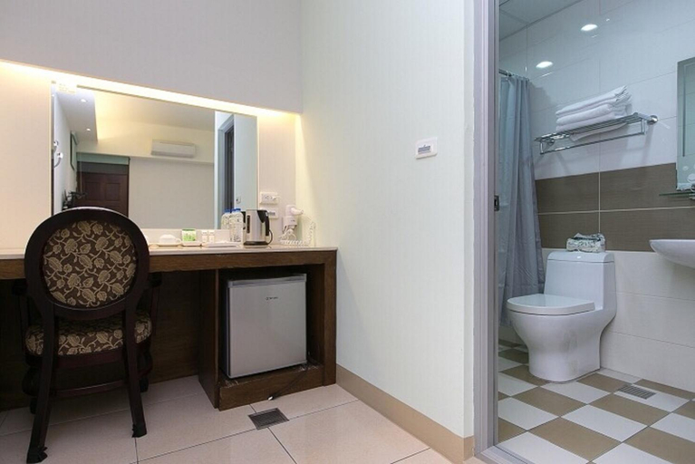 Bathroom 3, Little Squirrel Homestay, Hualien