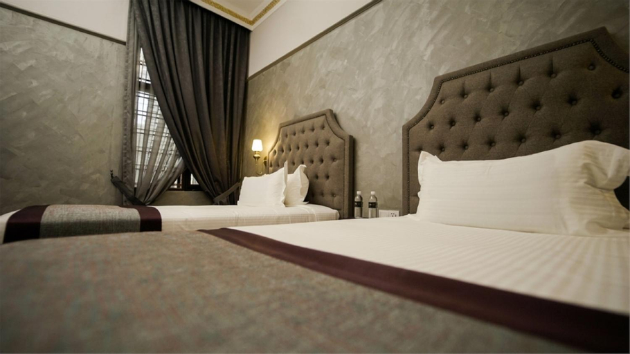 Bedroom 13